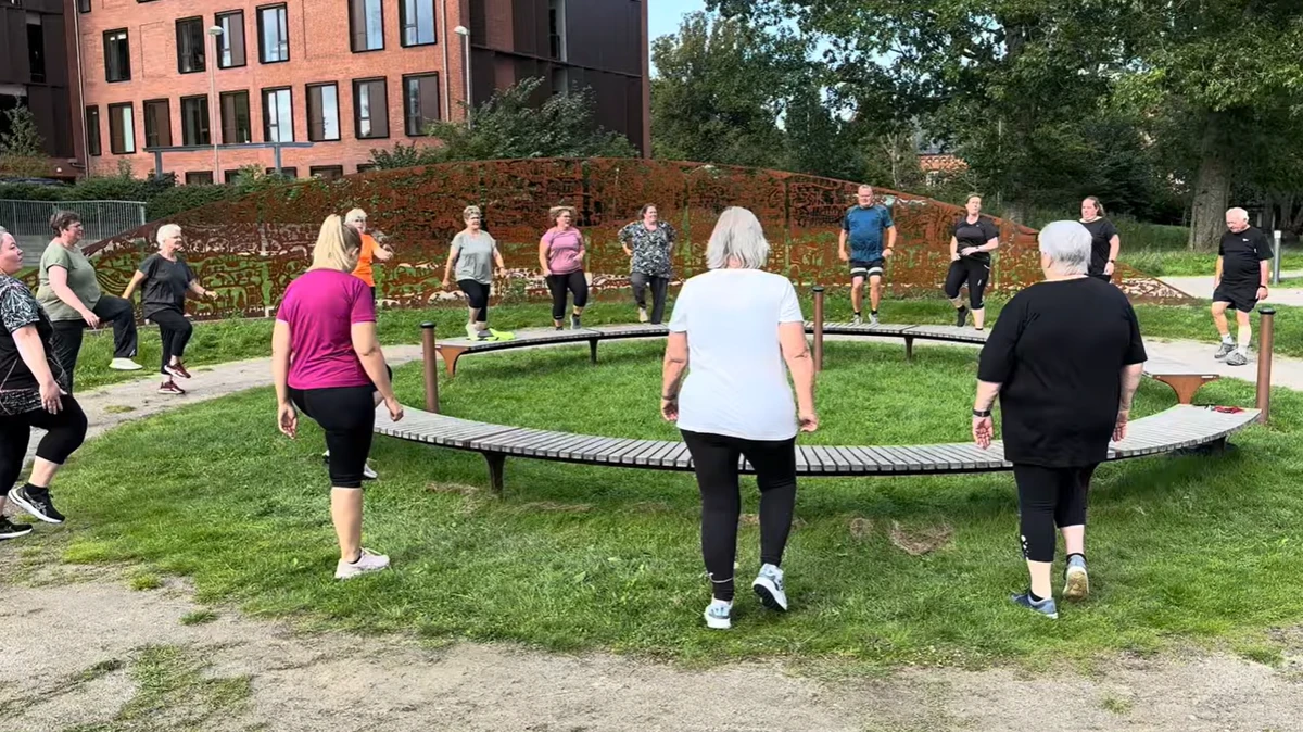 Træning i Vitapark med holdet Stå stærkere med din overvægt